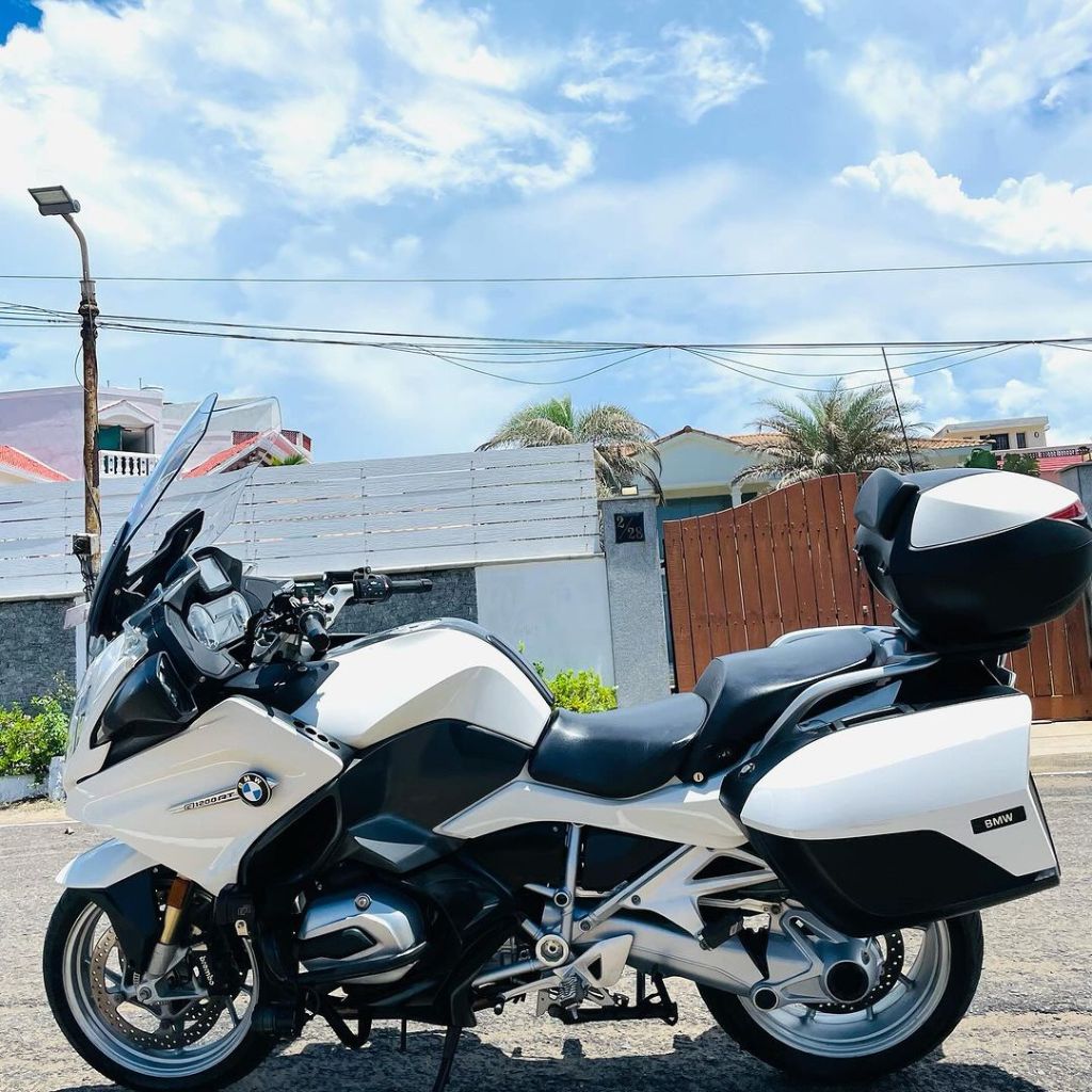 BMW R1200 RT TOURER-bike social 4