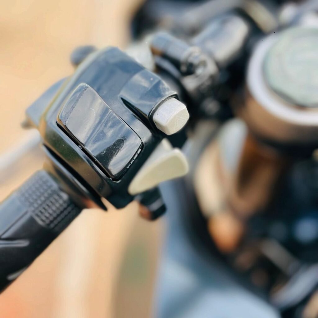 HONDA CBR 650 R- bike social 9